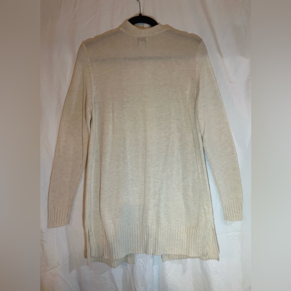 Old Navy cream colored cardigan sweater size medium - Picture 2 of 5